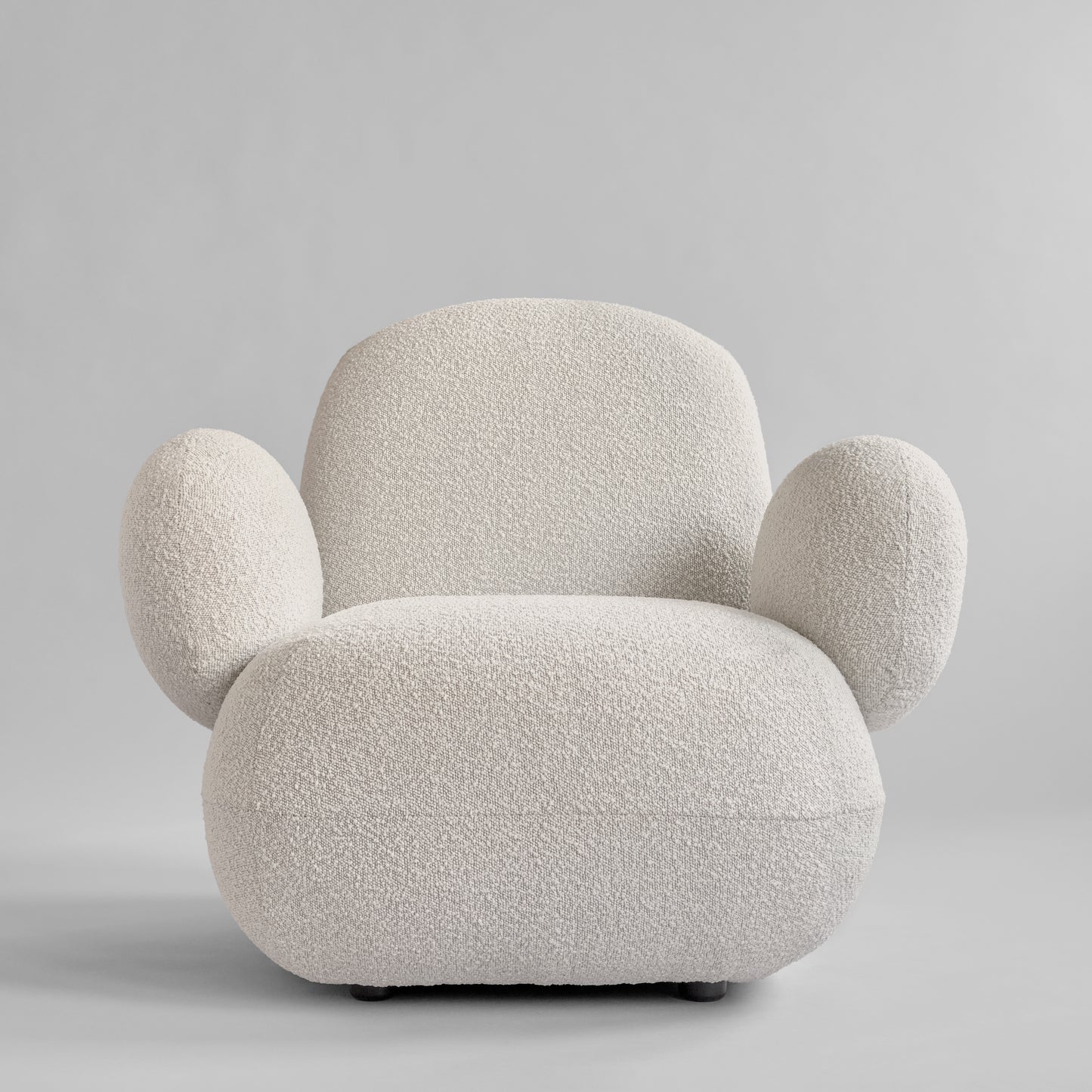 Toe Armchair